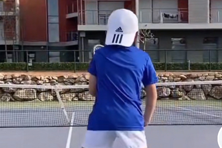 2026年1月17日男孩五行缺什么